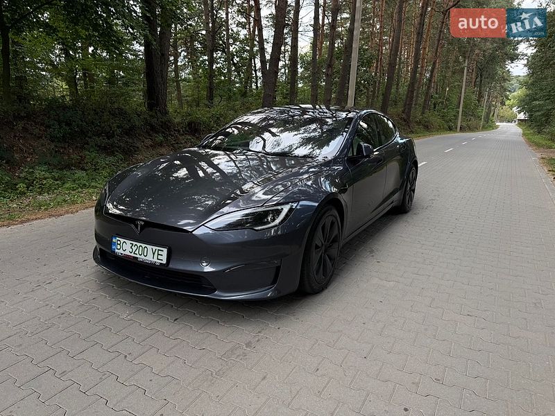 Лифтбек Tesla Model S 2021 в Львове