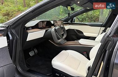 Лифтбек Tesla Model S 2021 в Львове