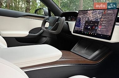 Лифтбек Tesla Model S 2021 в Львове