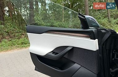 Лифтбек Tesla Model S 2021 в Львове