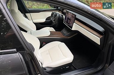 Лифтбек Tesla Model S 2021 в Львове