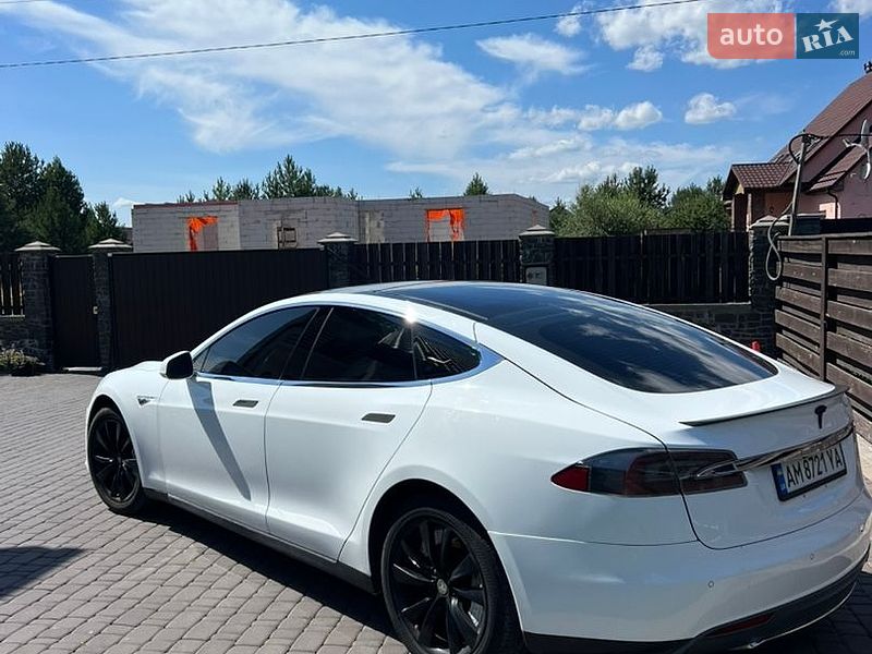 Ліфтбек Tesla Model S 2014 в Житомирі фото 8 Ліфтбек Tesla Model S 2014 в Житомирі