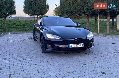 Ліфтбек Tesla Model S 2016 в Івано-Франківську