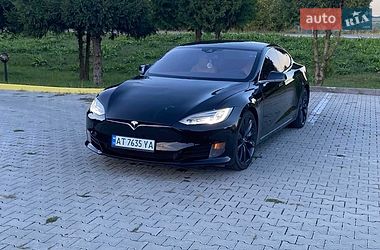 Ліфтбек Tesla Model S 2016 в Івано-Франківську