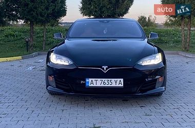 Ліфтбек Tesla Model S 2016 в Івано-Франківську
