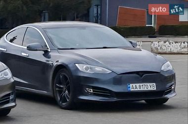 Лифтбек Tesla Model S 2014 в Киеве