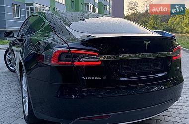 Лифтбек Tesla Model S 2014 в Новояворовске