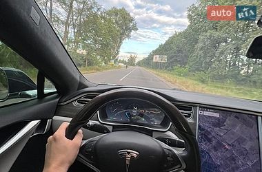 Лифтбек Tesla Model S 2014 в Киеве