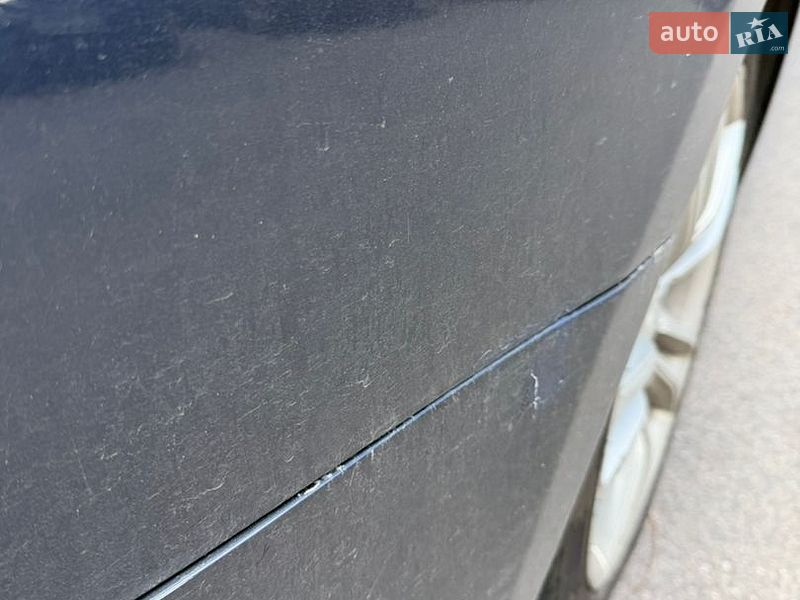 Ліфтбек Tesla Model S 2015 в Києві
