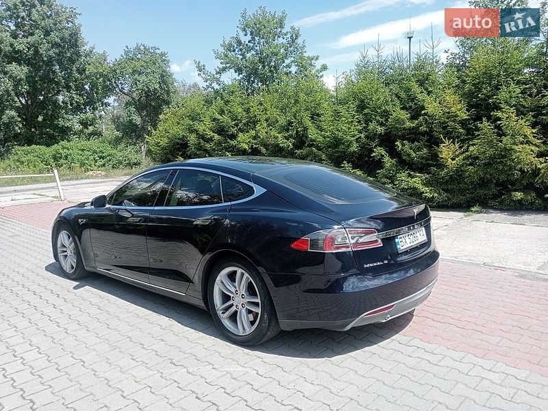 Ліфтбек Tesla Model S 2013 в Шепетівці фото 66 Ліфтбек Tesla Model S 2013 в Шепетівці