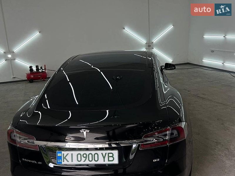 Ліфтбек Tesla Model S 2014 в Вінниці фото 12 Ліфтбек Tesla Model S 2014 в Вінниці