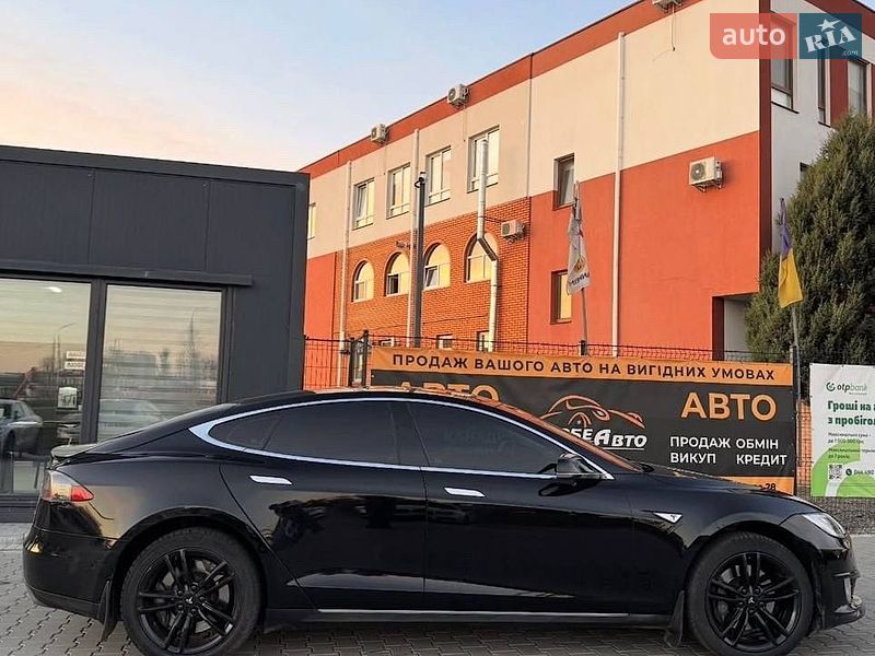 Ліфтбек Tesla Model S 2014 в Вінниці фото 8 Ліфтбек Tesla Model S 2014 в Вінниці