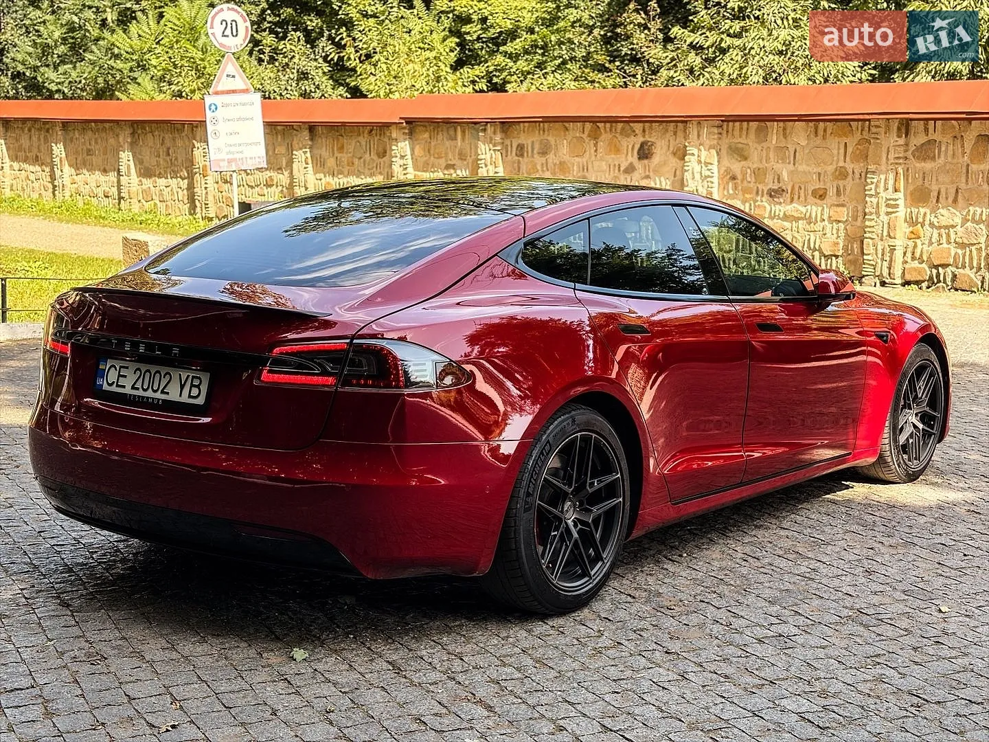 2019 Tesla Model S - мініатюра 10