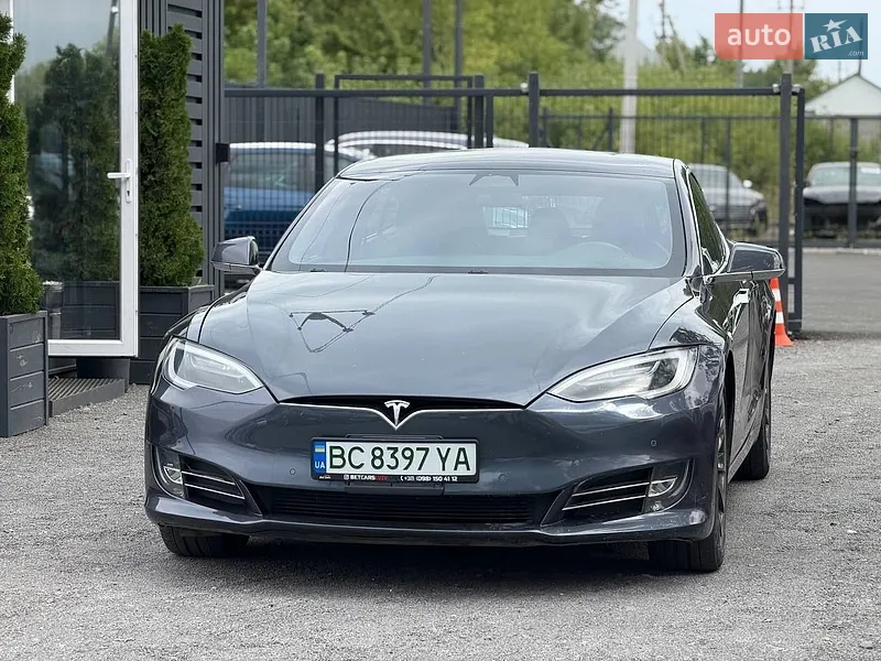 Tesla Model S