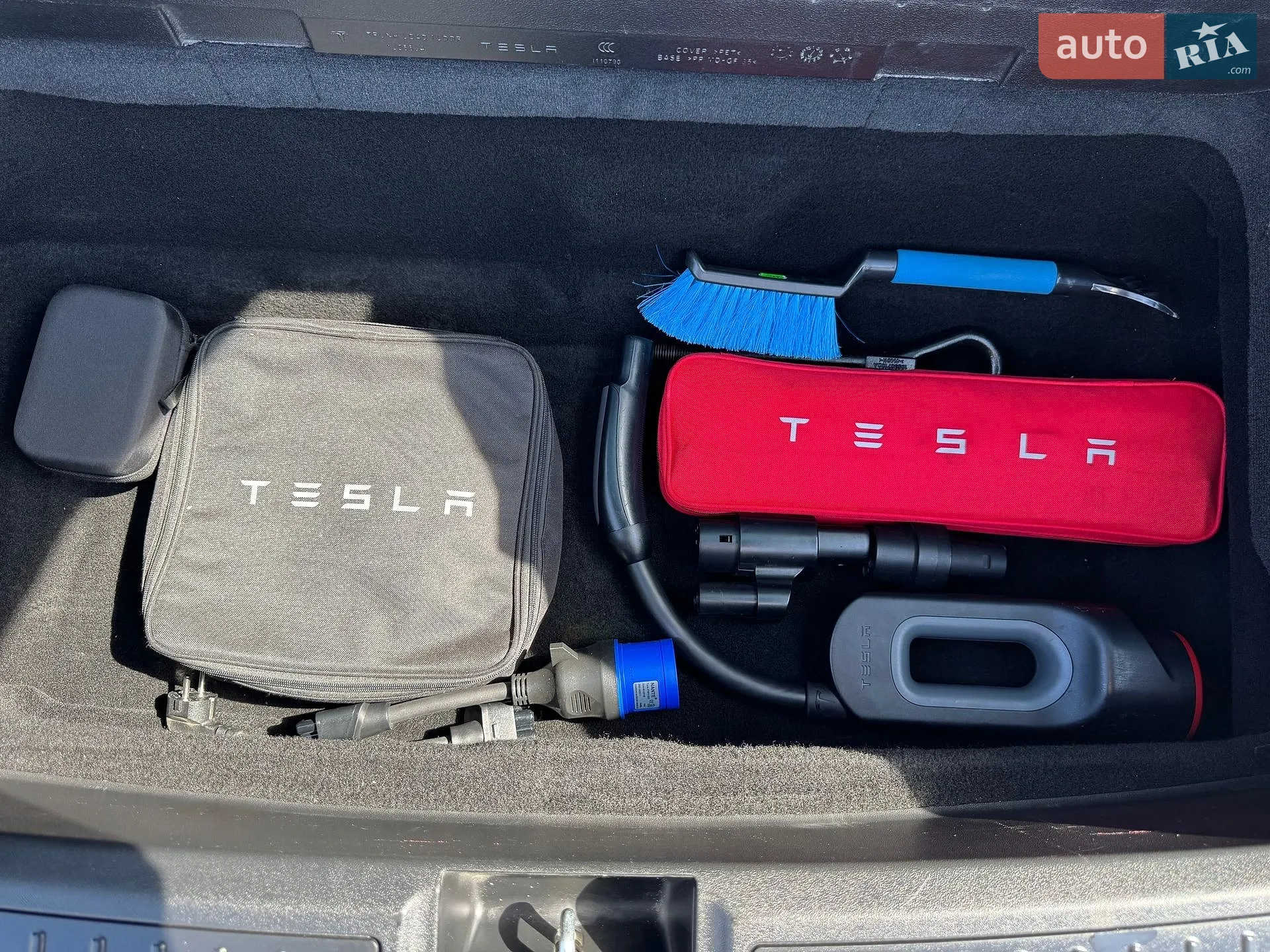 2020 Tesla Model S - мініатюра 9