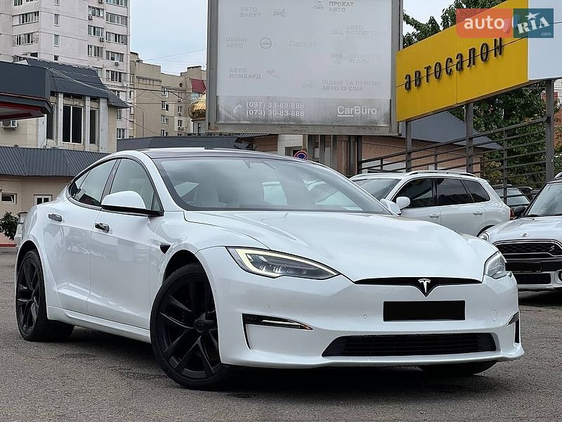 Лифтбек Tesla Model S 2021 в Одессе