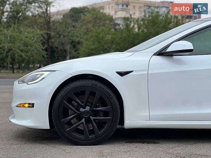 Лифтбек Tesla Model S 2021 в Одессе
