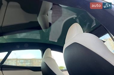 Лифтбек Tesla Model S 2021 в Одессе