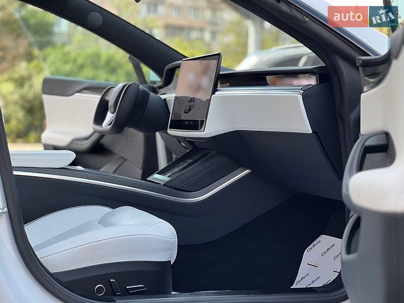Лифтбек Tesla Model S 2021 в Одессе
