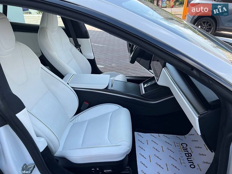 Лифтбек Tesla Model S 2021 в Одессе