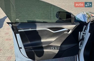 Ліфтбек Tesla Model S 2017 в Хмельницькому