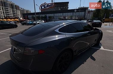 Ліфтбек Tesla Model S 2017 в Києві