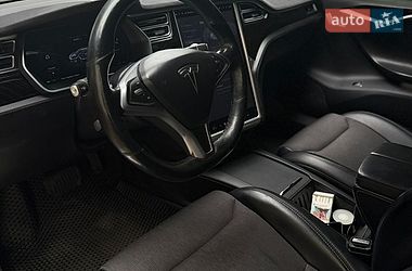 Ліфтбек Tesla Model S 2017 в Києві