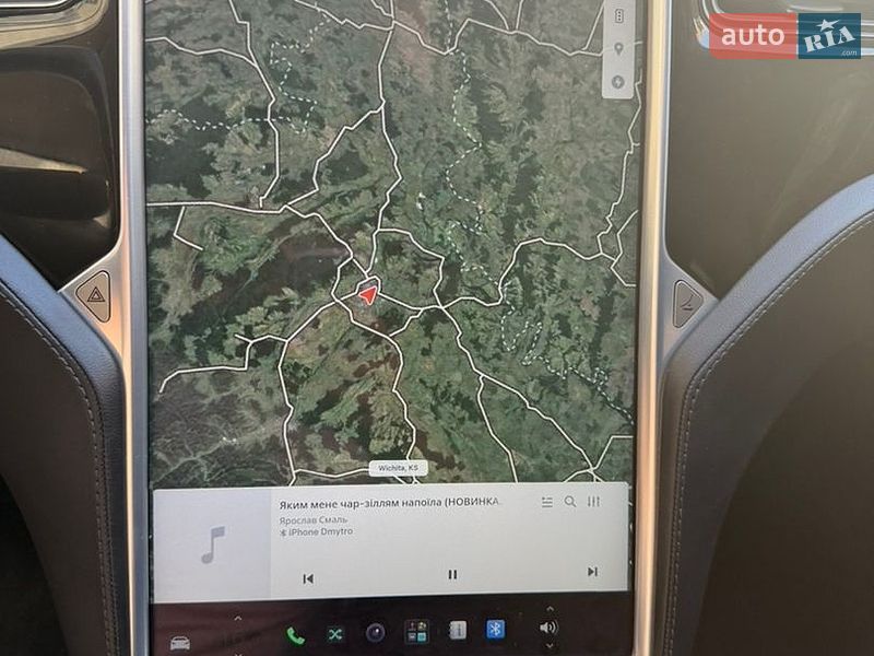 Лифтбек Tesla Model S 2015 в Ивано-Франковске