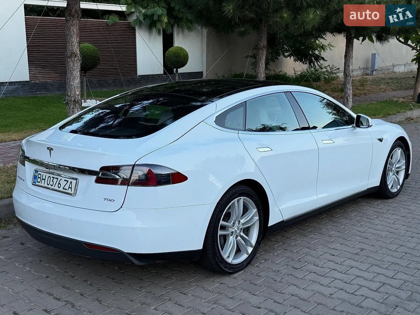 2015 Tesla Model S - мініатюра 5