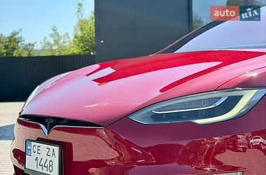 Ліфтбек Tesla Model S 2017 в Чернівцях