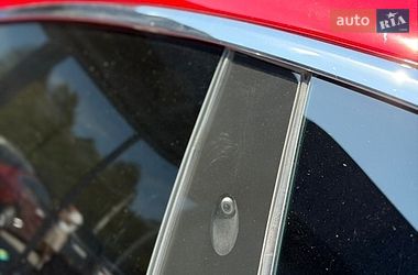 Ліфтбек Tesla Model S 2017 в Чернівцях