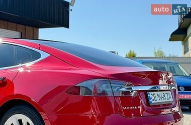 Ліфтбек Tesla Model S 2017 в Чернівцях
