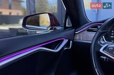 Ліфтбек Tesla Model S 2017 в Чернівцях