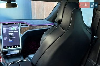 Ліфтбек Tesla Model S 2017 в Чернівцях