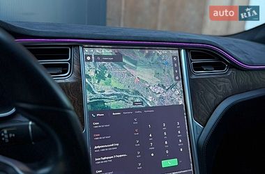 Ліфтбек Tesla Model S 2017 в Чернівцях