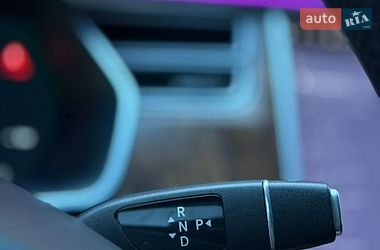 Ліфтбек Tesla Model S 2017 в Чернівцях