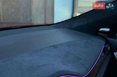 Ліфтбек Tesla Model S 2017 в Чернівцях