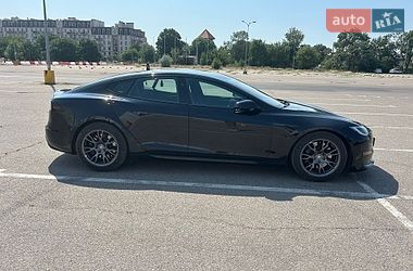 Ліфтбек Tesla Model S 2022 в Одесі