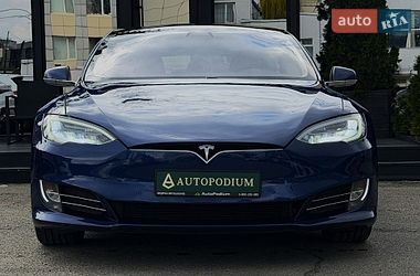 Лифтбек Tesla Model S 2018 в Киеве