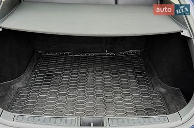 Лифтбек Tesla Model S 2018 в Киеве