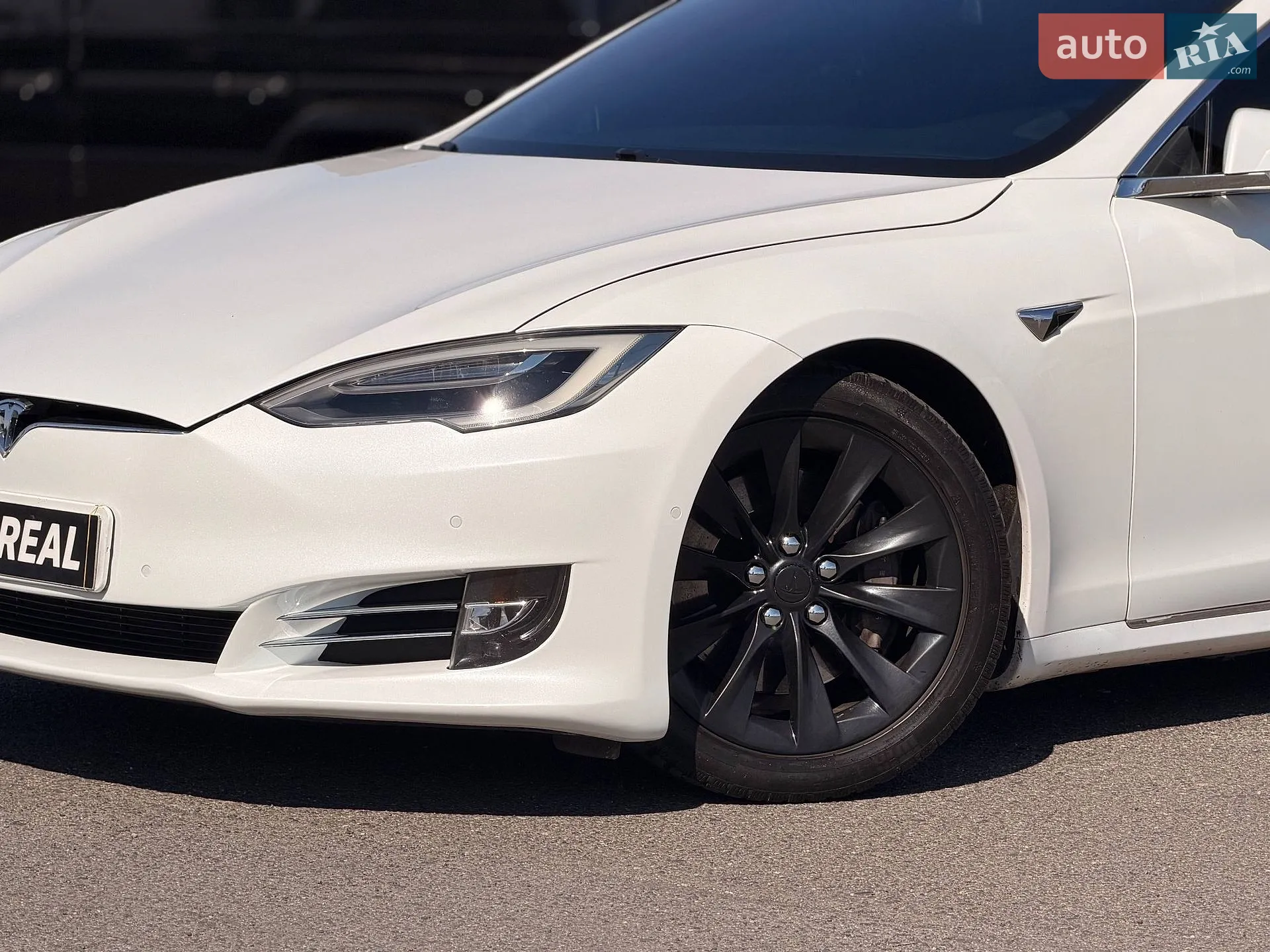 2016 Tesla Model S - мініатюра 4