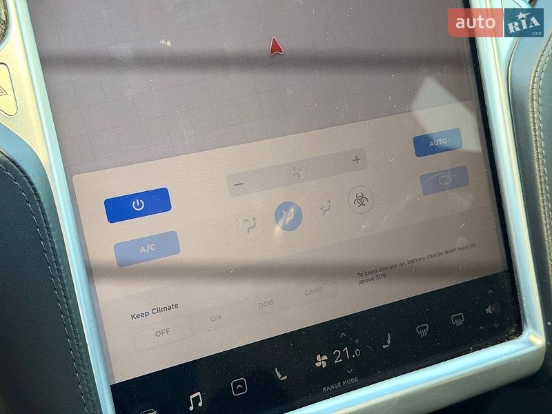Лифтбек Tesla Model S 2016 в Кривом Роге
