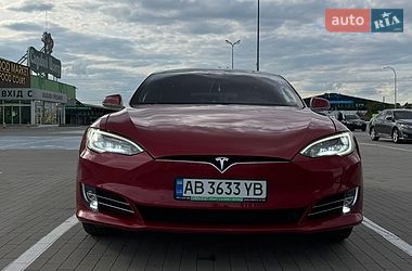 Лифтбек Tesla Model S 2018 в Виннице