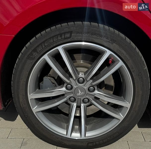 Лифтбек Tesla Model S 2018 в Виннице
