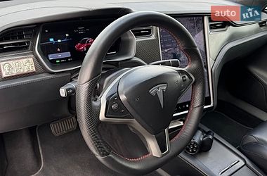 Лифтбек Tesla Model S 2018 в Виннице
