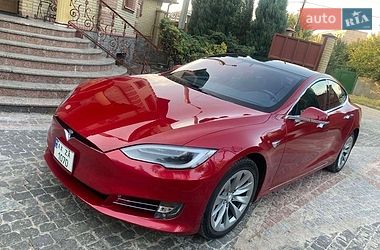 Лифтбек Tesla Model S 2016 в Харькове