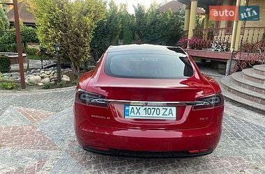 Лифтбек Tesla Model S 2016 в Харькове