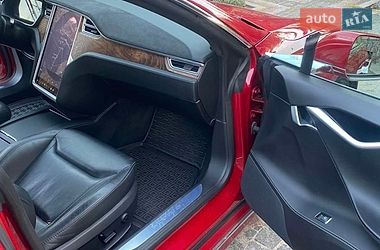 Лифтбек Tesla Model S 2016 в Харькове