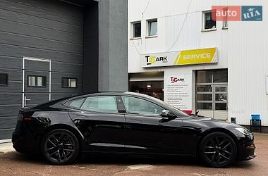 Лифтбек Tesla Model S 2022 в Киеве