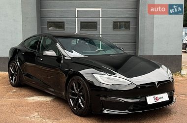 Лифтбек Tesla Model S 2022 в Киеве